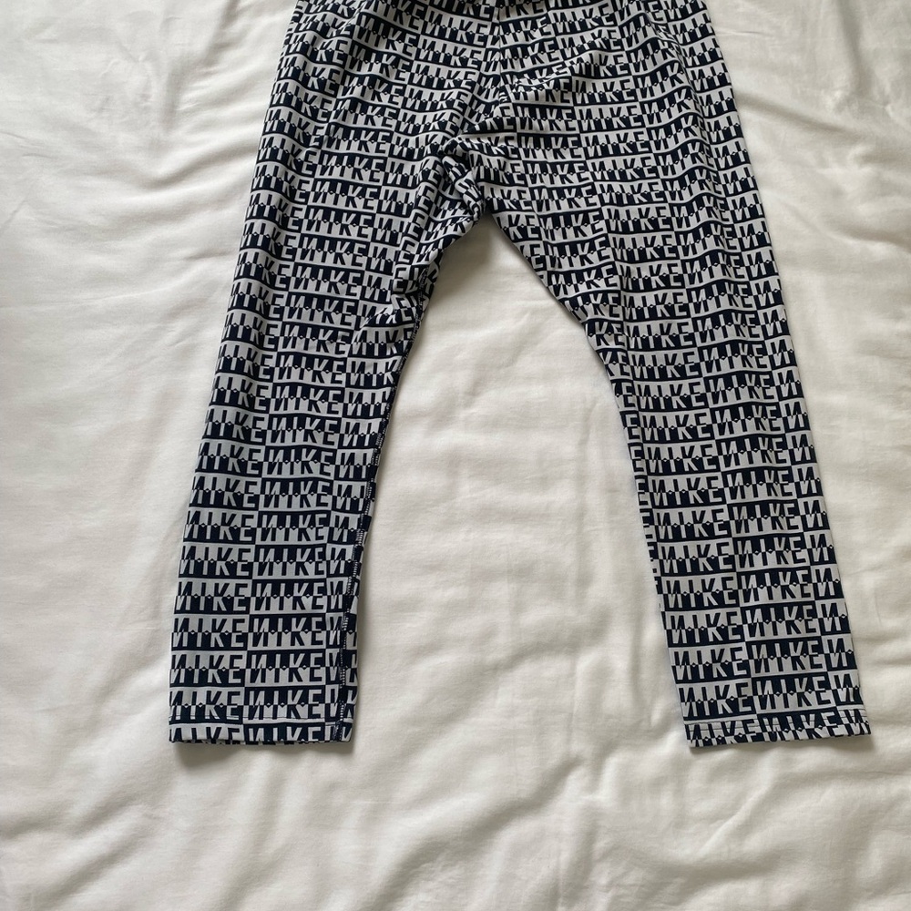 Nike Women’s Black and White Logo Leggings